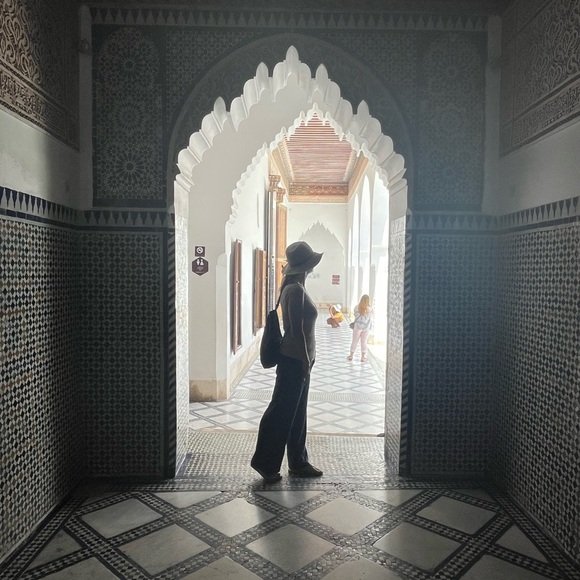 Meet your Posher, Michelle - Picture 1 of 1